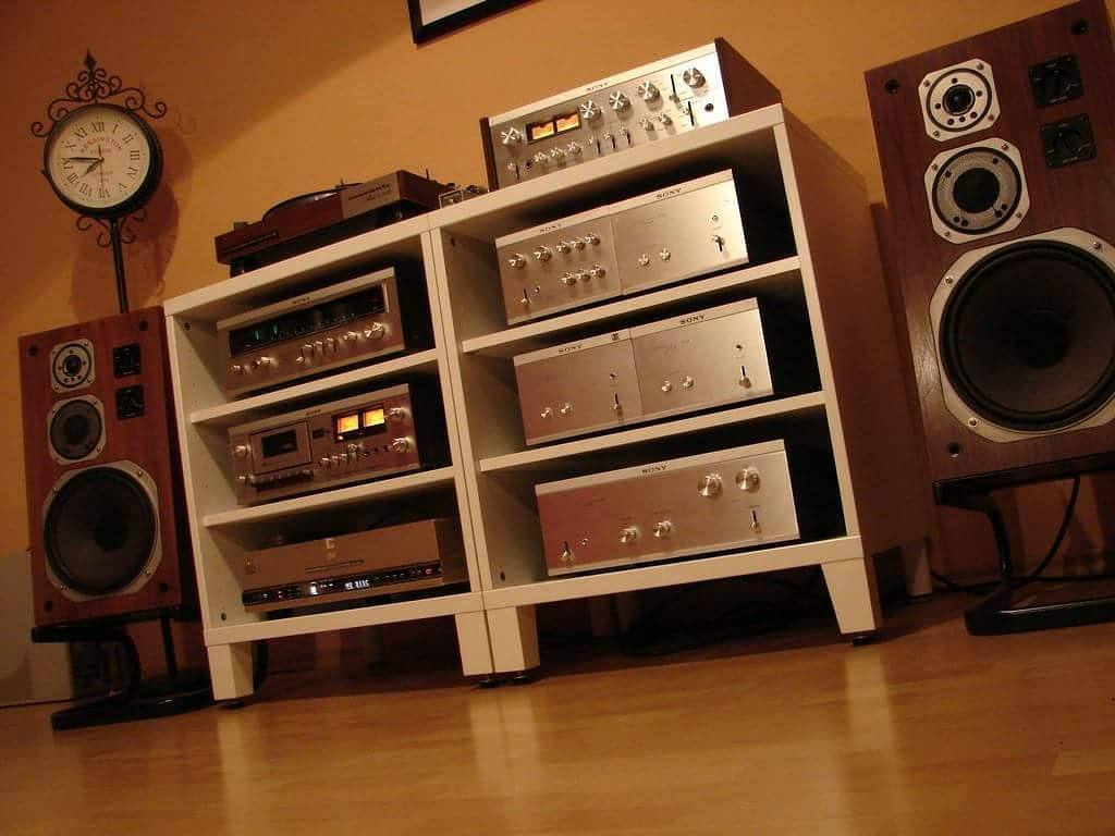 VintageAudioLuv's tweet photo. .
Vintage Sony Love ❤
.
.
.
#VintageAudio #Audio #Vintage #turntable #phono #vinyl #records #music #hifi #hifiaudi… https://t.co/ZJhabWOyx7 https://t.co/VXB5sOOC0p