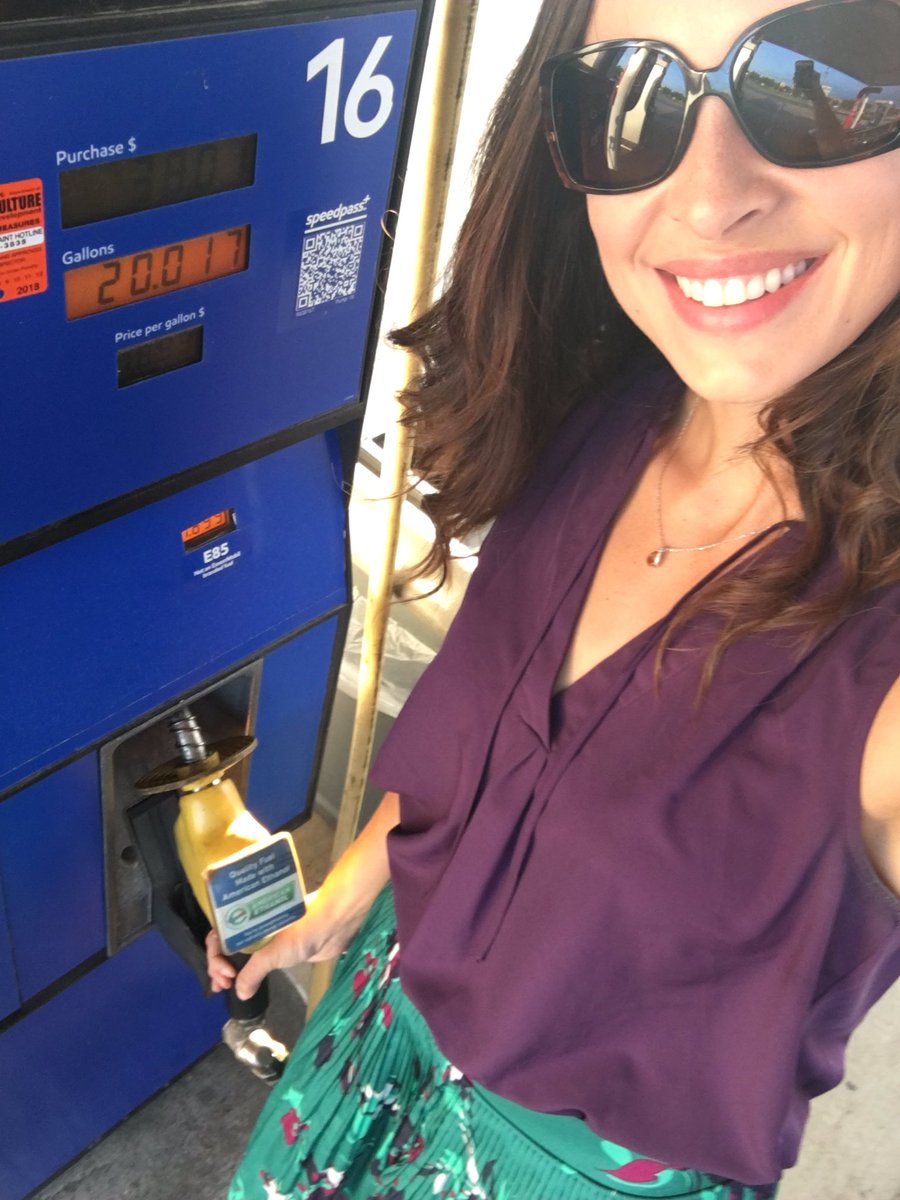 LaceyRoseDixon's tweet image. Support mitten farmers today by fueling up with the yellow hose. #ethanolfuel #affordable #e85 yellowhose.com