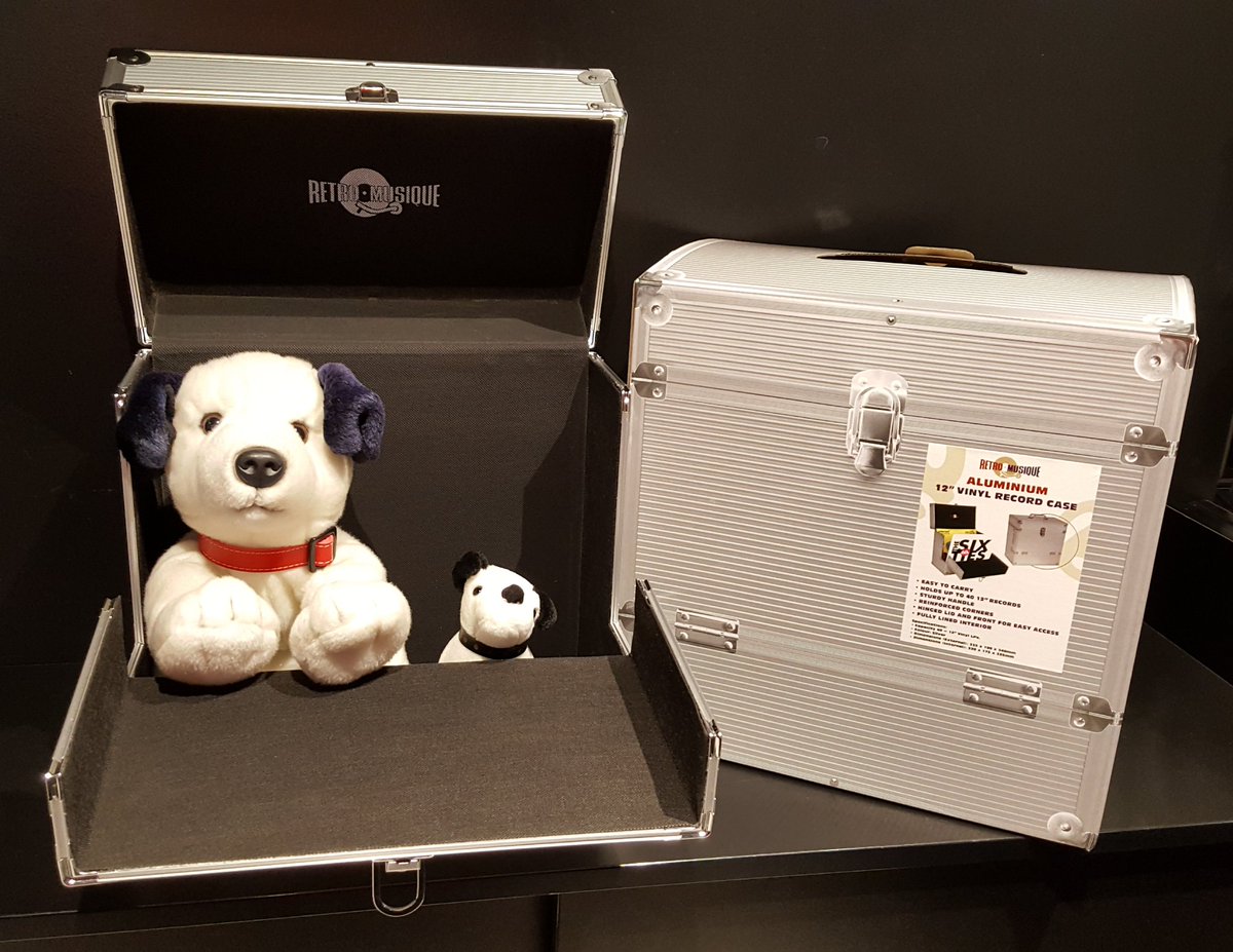 hmv_Coventry's tweet photo. #NippersTechTips Day10 They're  hiding in our RetroMusique LP case! Perfect for your records and now half price - £19.99. #hmvsummertech17 https://t.co/TLXCZtSGlG