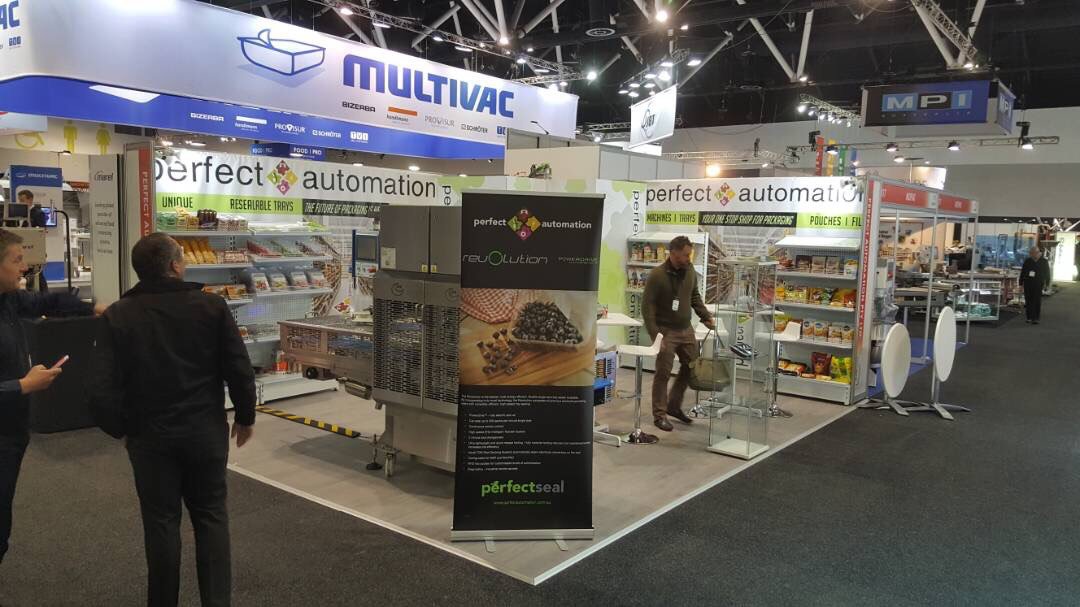 ParksideFlex's tweet photo. Great show at #Foodpro2017 with @perfectautomat this week.Thanks to everyone who ⅵsited us-check out more pics here: https://t.co/lBllAk4jzS https://t.co/VKabhYTSDP