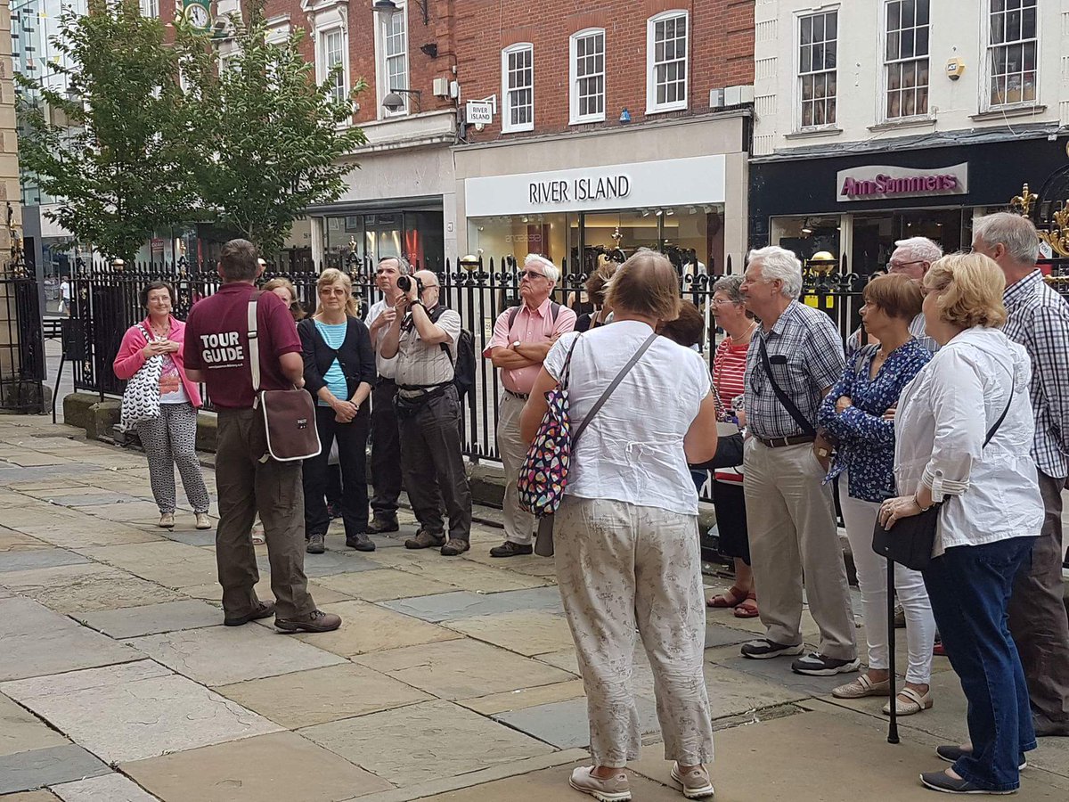 DiscoverhistPH's tweet photo. The Faithful Story Tour started the day.Worcester in the Civil War @FestivalofArch @worcestermuseum @battleftrust #CivilWarCity #battleguide https://t.co/cq4ZUSEe0j