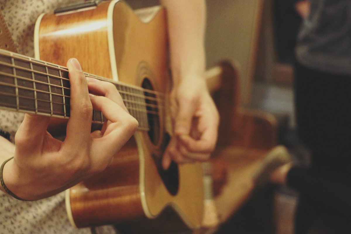 only_reign's tweet photo. Playing Shepherds Arms Cwmaman was a lot of fun! #gig #originals #shepherds #Cwmaman #duo #onlythereign #valleys #Aberdare #guitar #cajon ๐ค๐ป https://t.co/pz7kNVWbGY