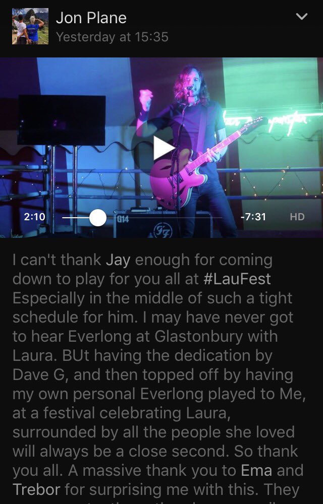 UK Foo Fighters tweet media