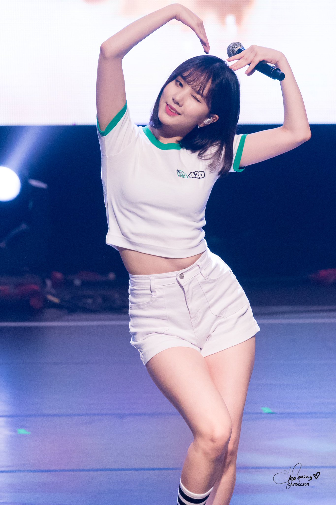 DFGW2VwUQAA3Bri.jpg:large