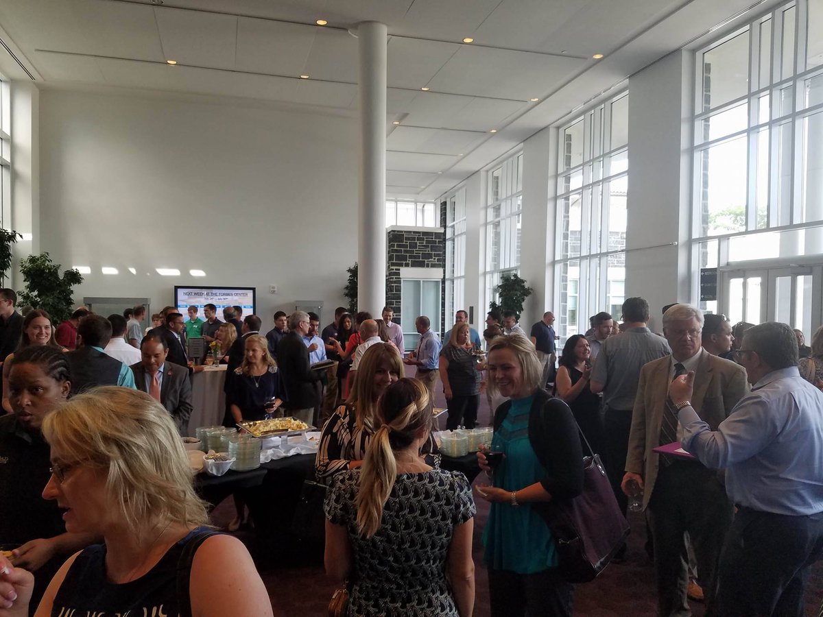 deanna4council's tweet photo. @VBKeynote adds real value to Harrisonburg/Rockingham Co., helping business leaders fulfill the potential of the Shenandoah Valley! #VBK2017 https://t.co/YjNgfcVqT6