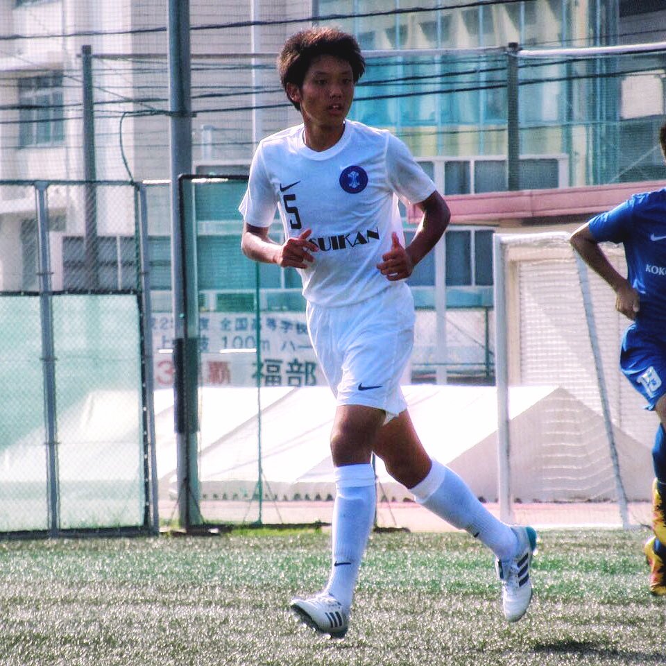 storymnm's tweet photo. ✔️'17 Pick UP Player 59
👉如水館 MF 5平田星矢

右足から繰り出されるボールの質の高さで違いをみせた”如水のコンダクター”！
特に、中長距離キックの弾道は見事。フィジカルの強さも併せ持ち、間違いなく今後注目株の選手だ。
#如水館 #平田星矢 https://t.co/oAkUN7B2Yd