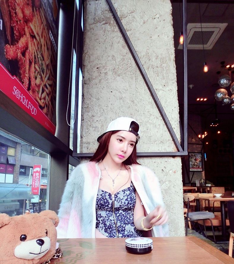 tqdllukoomju's tweet photo. #무안아줌마만남
♥♥♥ 오늘 저녁은 ♥♥♥
♥♥♥ https://t.co/yquRuQW4h8 ♥♥♥

#40대유부녀만남
#중년이성만남
#일탈사이트나이트폰팅
🏭40대소개팅사이트🙌
#제천아줌마만남 #50대채팅사이트 #파트너만남어플 #연상중년 https://t.co/LDBMH8a9cS