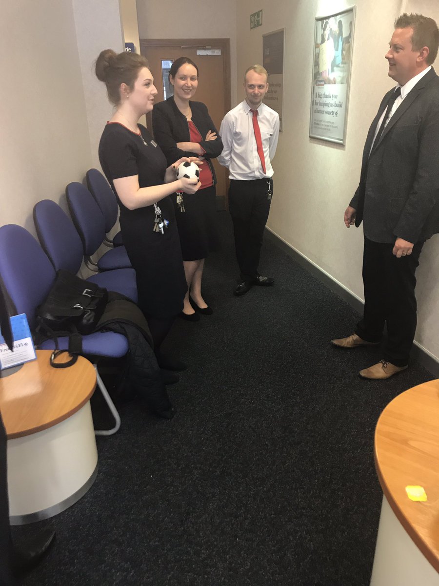 LisaMBenton1's tweet photo. #drillforskill #makingmembersbetteroff session in Loughborough 💡@liampcook @TSpottiswoode @nikkiock @NBSMidsCheshire @teebsontwit 👏🏽⭐️🎉 https://t.co/CI6DjYb8tw
