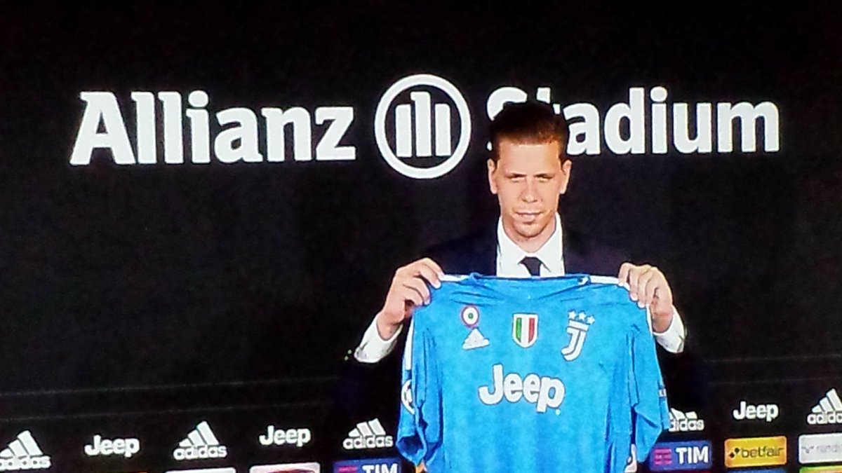 finoallafine32j's tweet photo. Benvenuto alla @juventusfc @13Szczesny13 #FinoAllaFine #ForzaJuve #35J #LE6END https://t.co/0fWArDQY1J