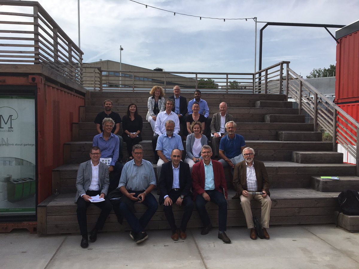 TekinAdnan's tweet photo. Op bezoek bij @AdamSciencePark en @GreenCampus. Vele innovaties op het gebied van natuur, milieu en water. Ook ruimte voor start ups. https://t.co/KVlugLyehA