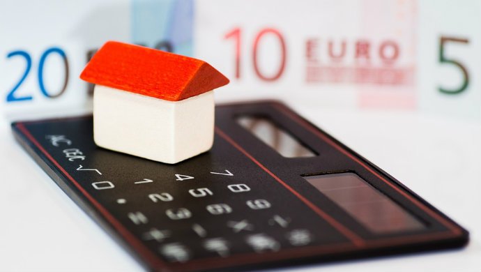 fotocasa's tweet photo. Los comparadores bancarios llegan a España para quedarse https://t.co/GFOOAdVSdQ https://t.co/pve2fjmiPe