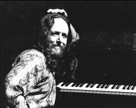 Born July19,1948 The Keith Godchaux. He died in 1980. Happy Birthday 
