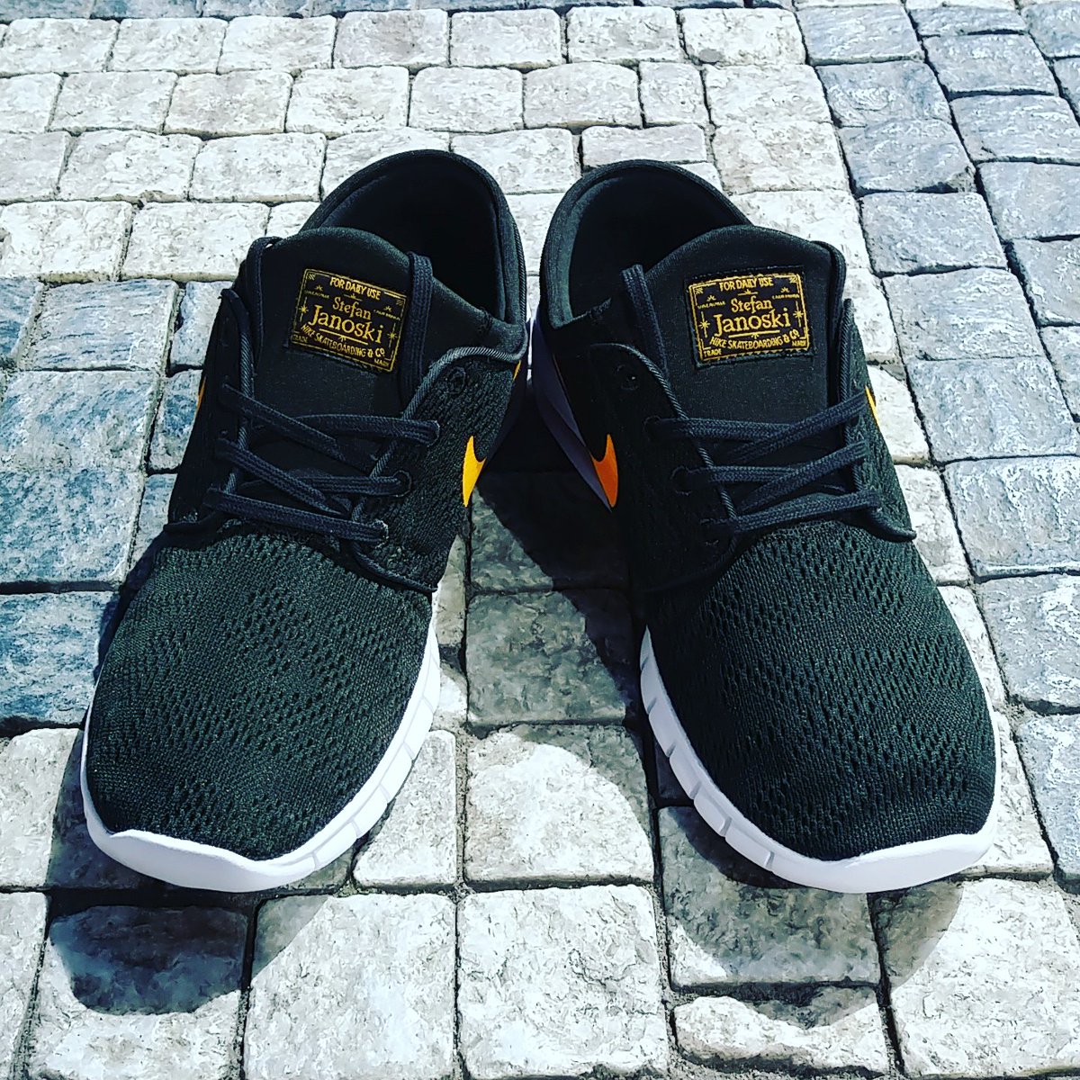 POPCORN_SHOP1's tweet photo. Další posila do Janoski rodiny, nyní seženeš v Popcornu na Letné.
#popcornshop #praha #nikesb #letna https://t.co/5t3nFVELeM
