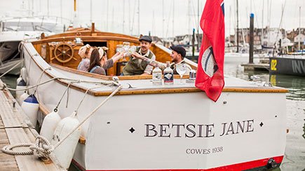 BLOGGERS, I NEED YOU. I have 1 slot for a Gin &amp; Jazz Cruise on the River Hamble tomorrow afternoon. Interested? Let me know &amp; I'll send info