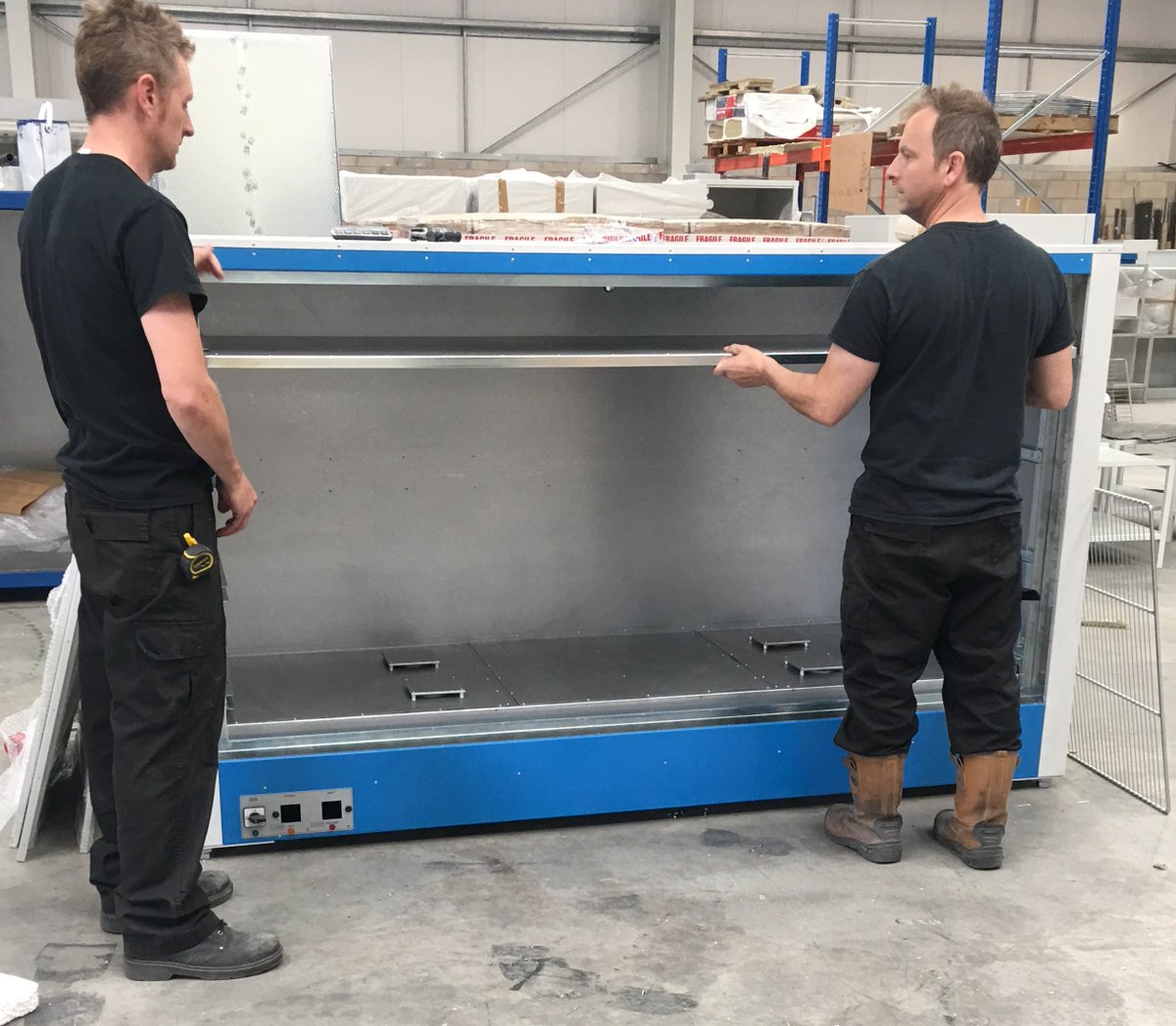 laboratoryovens's tweet photo. Jay fitting the shelves in one of our Custom Built Heavy Duty Lab Ovens https://t.co/5jTesNgG2U