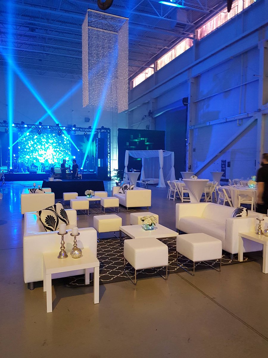 weddingfld's tweet photo. Wonderous Wednesday: Take a look at this one-of-a-kind #warehouse event we did back in June! #FLDevents #kwdecorator #kwbirthdaycelebration https://t.co/ENNpIjwxmv