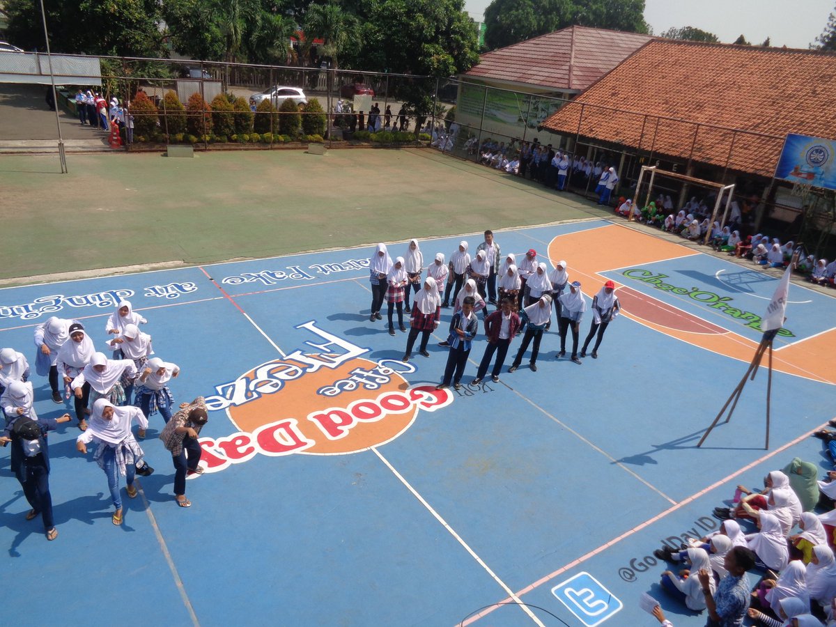 pmr_doea's tweet photo. Ini dia Demonstrasi kita tahun ini😍😘😀 https://t.co/yvuQYDvhcF