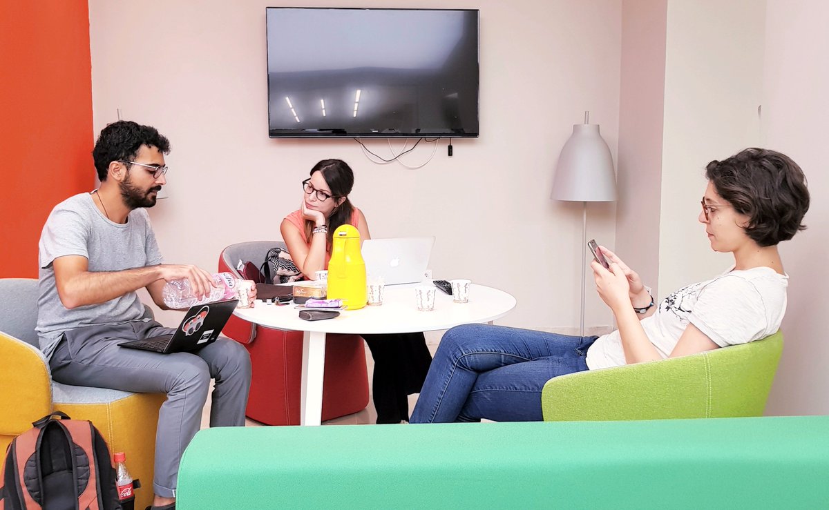 biatlabs's tweet photo. Cheers 2 @Qartajinian &amp; #neoshop #founders
Getting ready to #pitch in a few minutes 🙌 Good luck🤞
#chilling #biatlabs #tunisian #startups https://t.co/3vy0qBSJE3