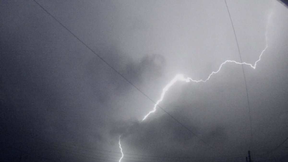 ashmaystreet's tweet photo. couple stills from last night storm !
it was another epic night, mother nature is so beautiful
#lightning #Somerset #uk #julystorm https://t.co/OOp4489pEf