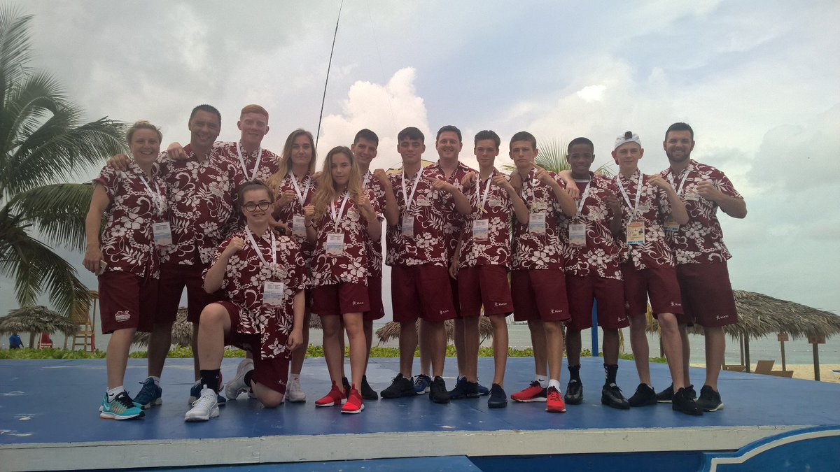 England_Boxing's tweet photo. . @EBBoxingSquads enjoyed the opening ceremony of the Commonwealth Youth Games yesterday - how good do they look in their kit? #CYG2017 https://t.co/E6mCekizVg