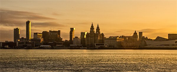 Great news for Paul on selling #LiverpoolSunrise #FramedMountedPrint of shop.photo4me.com/picture.aspx?i…