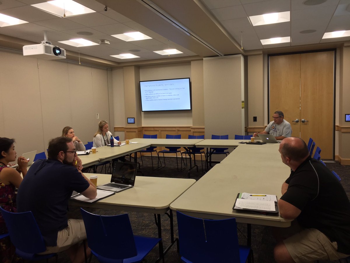 PACACinstitute's tweet photo. Starting the day off right with conversations about first gen and international students, the transfer process, and more! #pacacsi2017 https://t.co/p3VYkca3BW