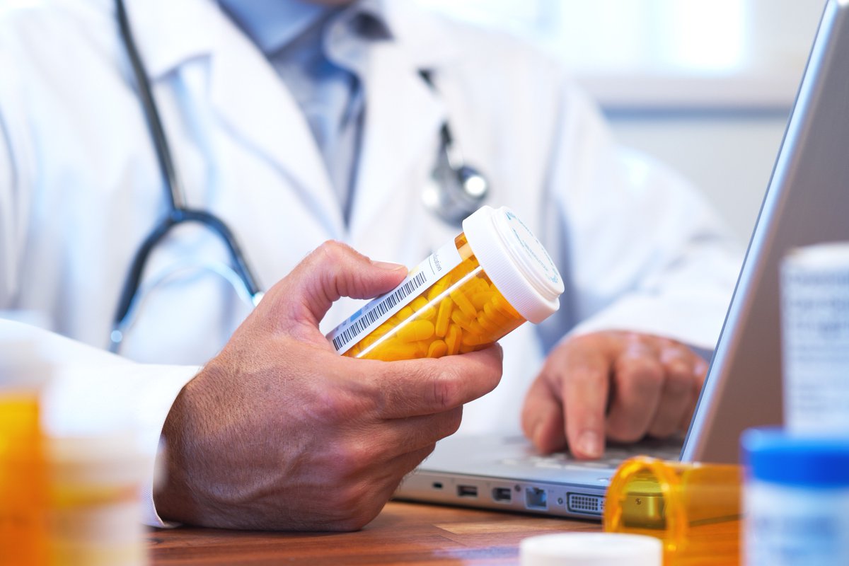 Aunalytics's tweet photo. We implement proven data solutions to everyday challenges so doctors can focus on what matters most - providing excellent care to patients. https://t.co/fC8EJIvfEx