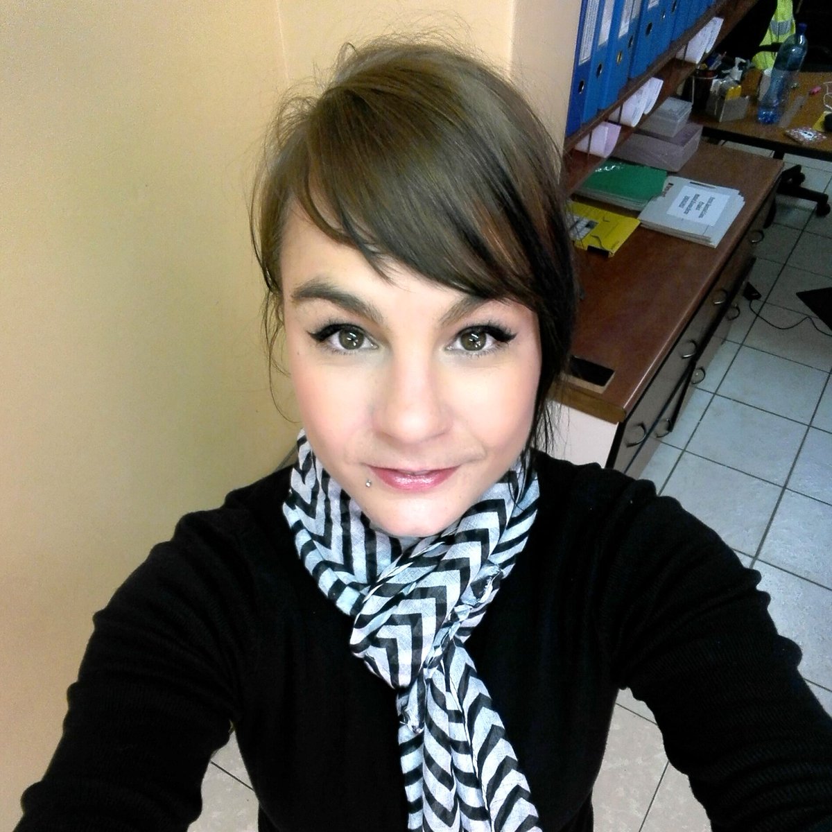 vaneslaub's tweet photo. #NewProfilePic https://t.co/0MzLIMBy6B