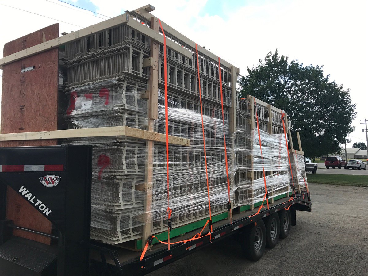 TFForming's tweet photo. Another happy customer using the TF Forming Systems Vertical Insulated Concrete Forms.  #happycustomers #icfstrong https://t.co/5EY5Yh5lBK