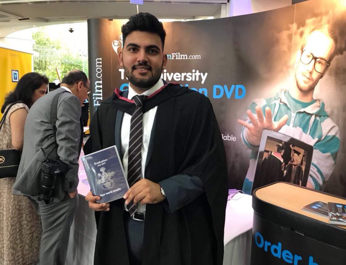 MyGraduateFilm's tweet photo. #uongraduation Well Done Graduates! Memories to order! Buy a ceremony DVD, available at our stand or online at https://t.co/oCVjeGQHXy https://t.co/L36g5VHJqX