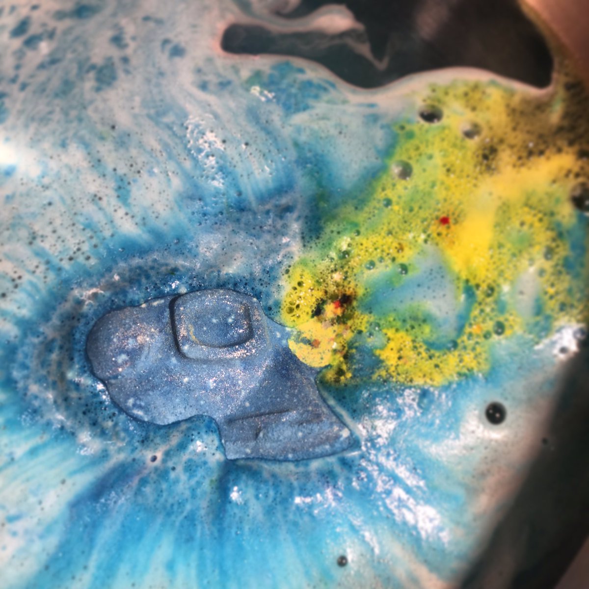 Rocket Science Bath Bomb zooming into store this Friday 🚀#lushtunbridgewells #lushcosmetics #rocketscience #bathart