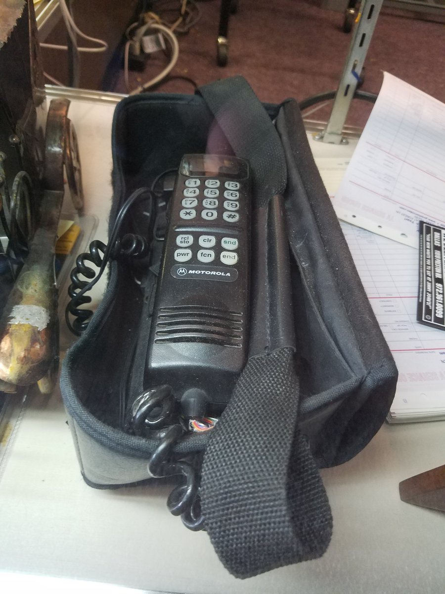 theSAVEelect's tweet photo. Just in case your #Iphone or #galexy drops calls...we have your backup. Call for a free demo today. https://t.co/SlJ8k9u4WB