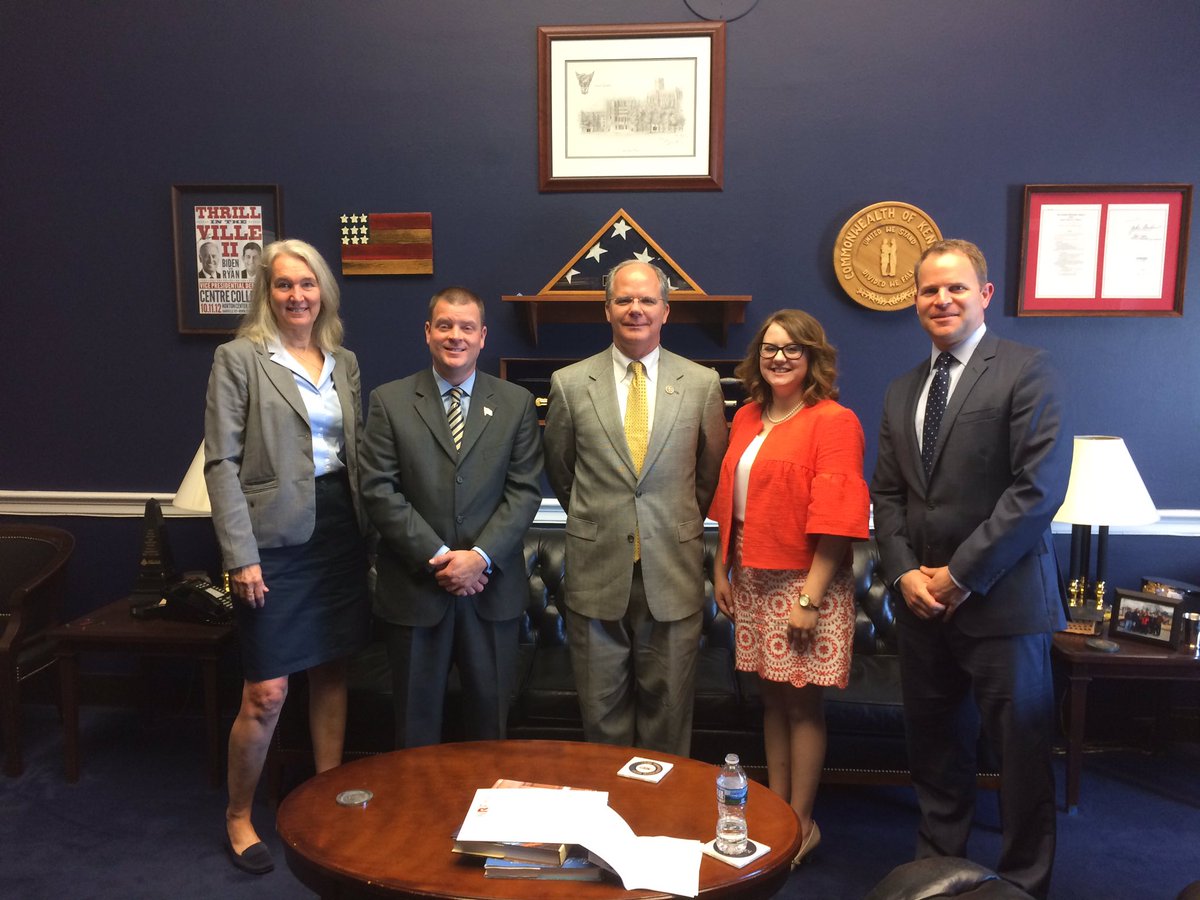 KYRETAIL's tweet photo. Always a pleasure to meet with @RepGuthrie! Thank you for supporting Kentucky retail! #retailadvocates https://t.co/AV0og5kYsH