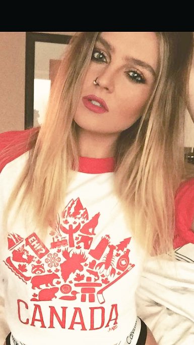 PerreiEdwerds's tweet photo. I'm hotter than leagh,jade,and jesy lol they will kill me https://t.co/h0KAR6TeRt