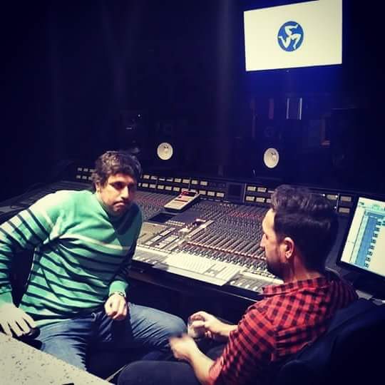 _Aviadores's tweet photo. Gran noche en EL Pie escuchando el disco! #despierta
@FranHim666 @Galante_IAV @FerAviador @abrilsosaok @GermanParise @nube9oficial https://t.co/W0I0XtZilO