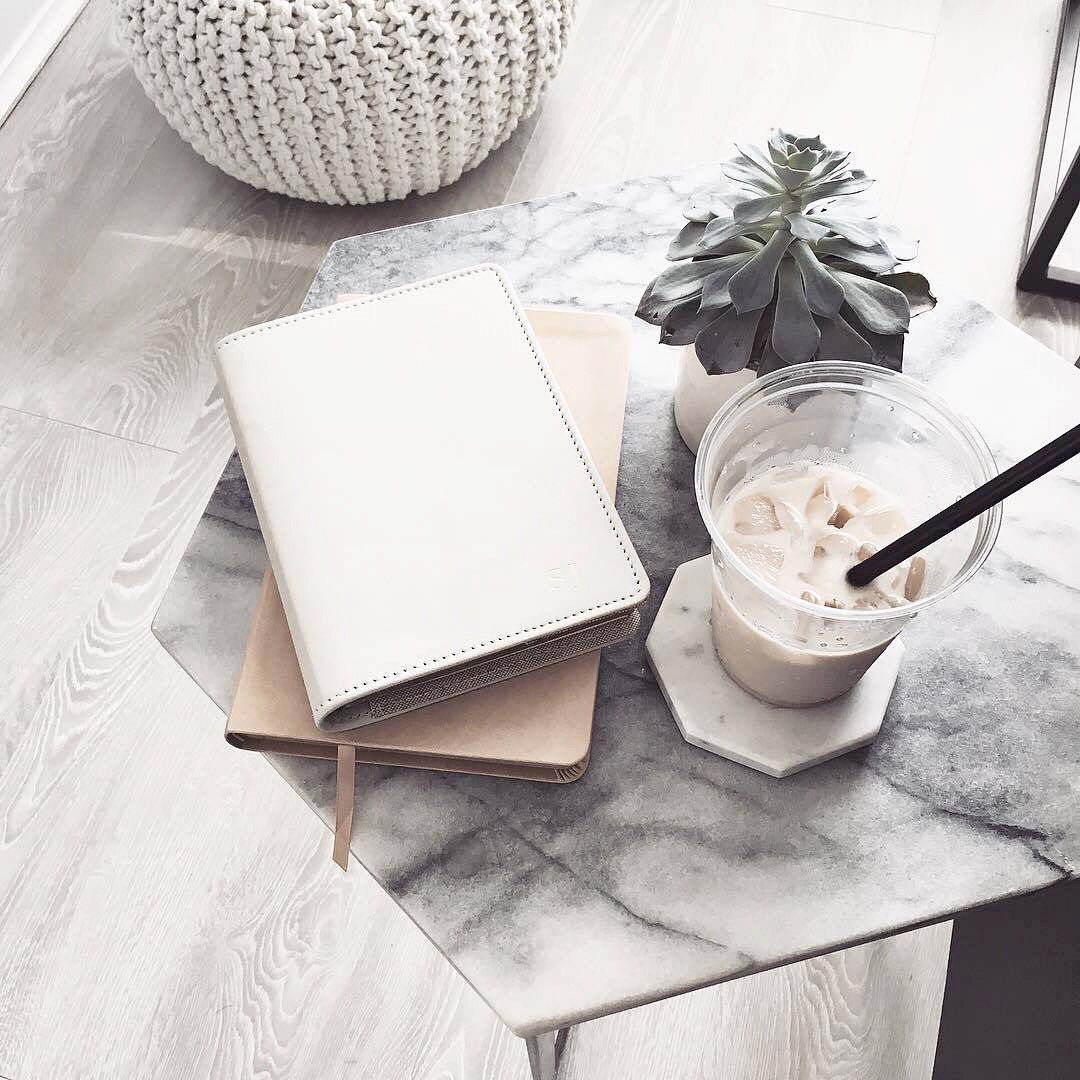 theriz__'s tweet photo. Survey Says: Women Are Happiest About Working At These 10 Companies https://t.co/Q61eomdF1u #WednesdayWisdom #GirlBoss #lifestyleblogger https://t.co/uHTKzAo7ni