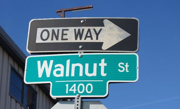 DenverDOTI's tweet photo. Parking and pedestrian improvements start today on Walnut Street between Broadway & 36th, look for No Parking signs as work gets underway! https://t.co/kiTcgZxM2l