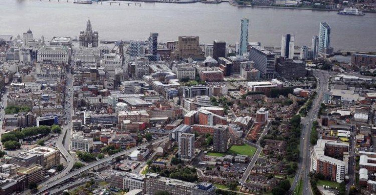 lpoolcouncil's tweet photo. £300k allocated to new Mayoral Hardship Fund for small organisations that help those struggling to make ends meet: https://t.co/1rhB1u5BTB https://t.co/7TwiBfZk1b