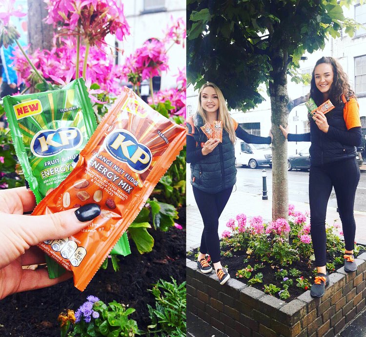 ThisisiRadio's tweet photo. We're in #Sligo today with #KPnuts! Find us, tell us a joke or witty one liner and get yourself a bag! #KPontheGo #nutsoneliners https://t.co/zGGeis9iLc