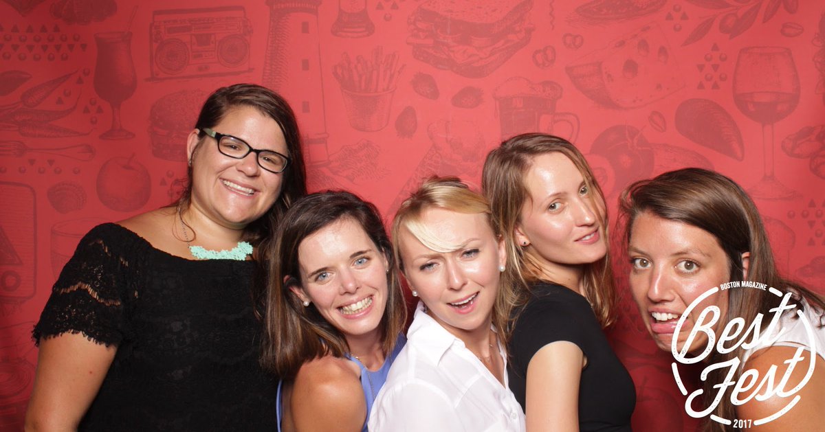 itsmad3line's tweet photo. Had the best time at #BestFest2017 last night!
@TheDangerBooth @BosMagEvents #BestofBoston https://t.co/OqwKxZVab0