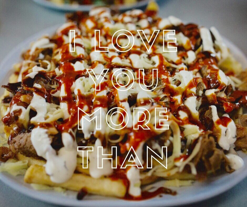 MamaIstanbul's tweet photo. I LOVE YOU MORE THAN....S.N.A.C.K P.A.C.K #drool #donerkebab #snackpack #meat #fatfries #chickensalt #garlicsauce #bbqsauce this is #love ❤️ https://t.co/fG92x6cNBz