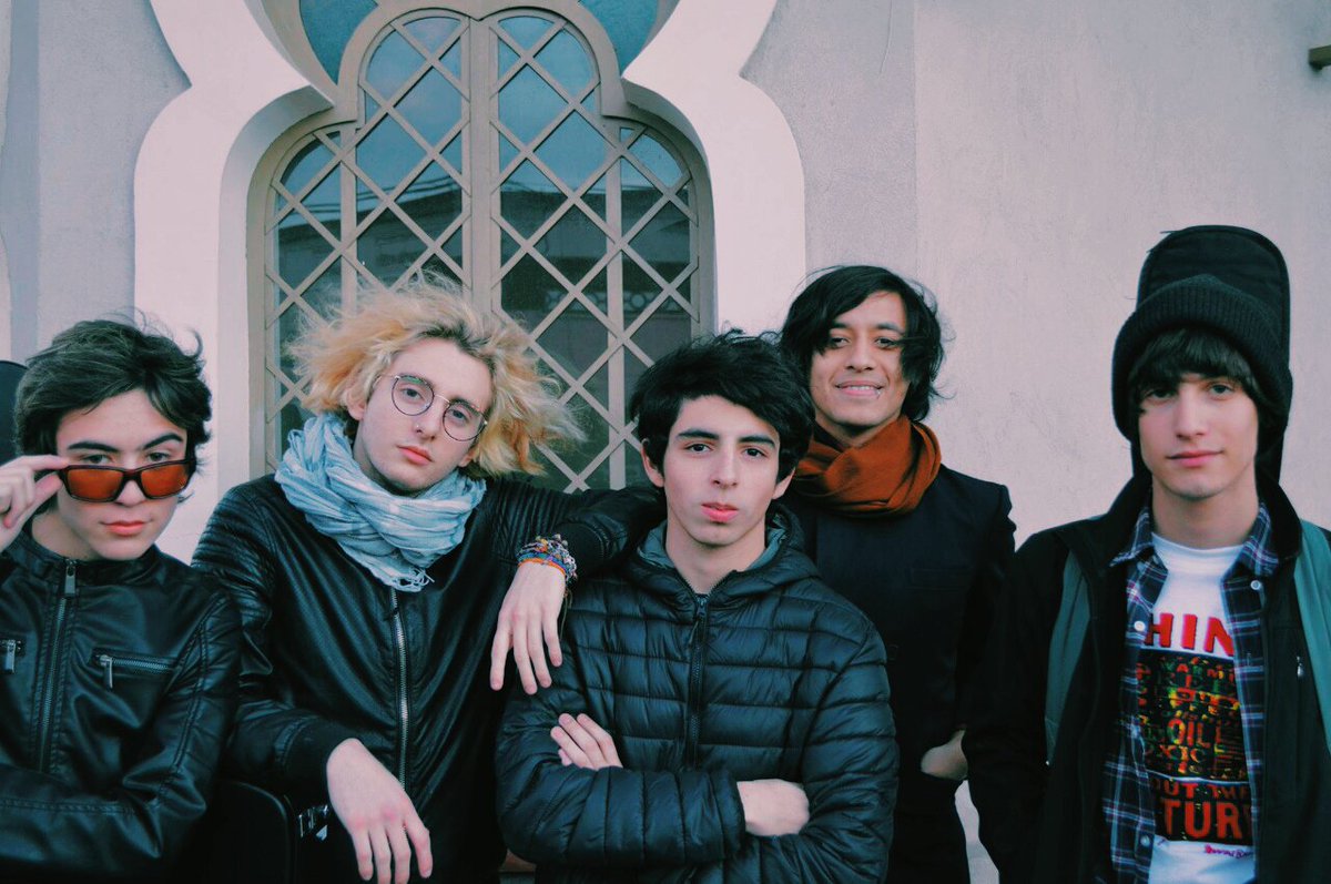 lospinza's tweet photo. 🌈SE ME VA LA PINZA🌈
Podés escuchar nuestro EP:
https://t.co/tAI8IPe4lB https://t.co/ZTrku6RJJP