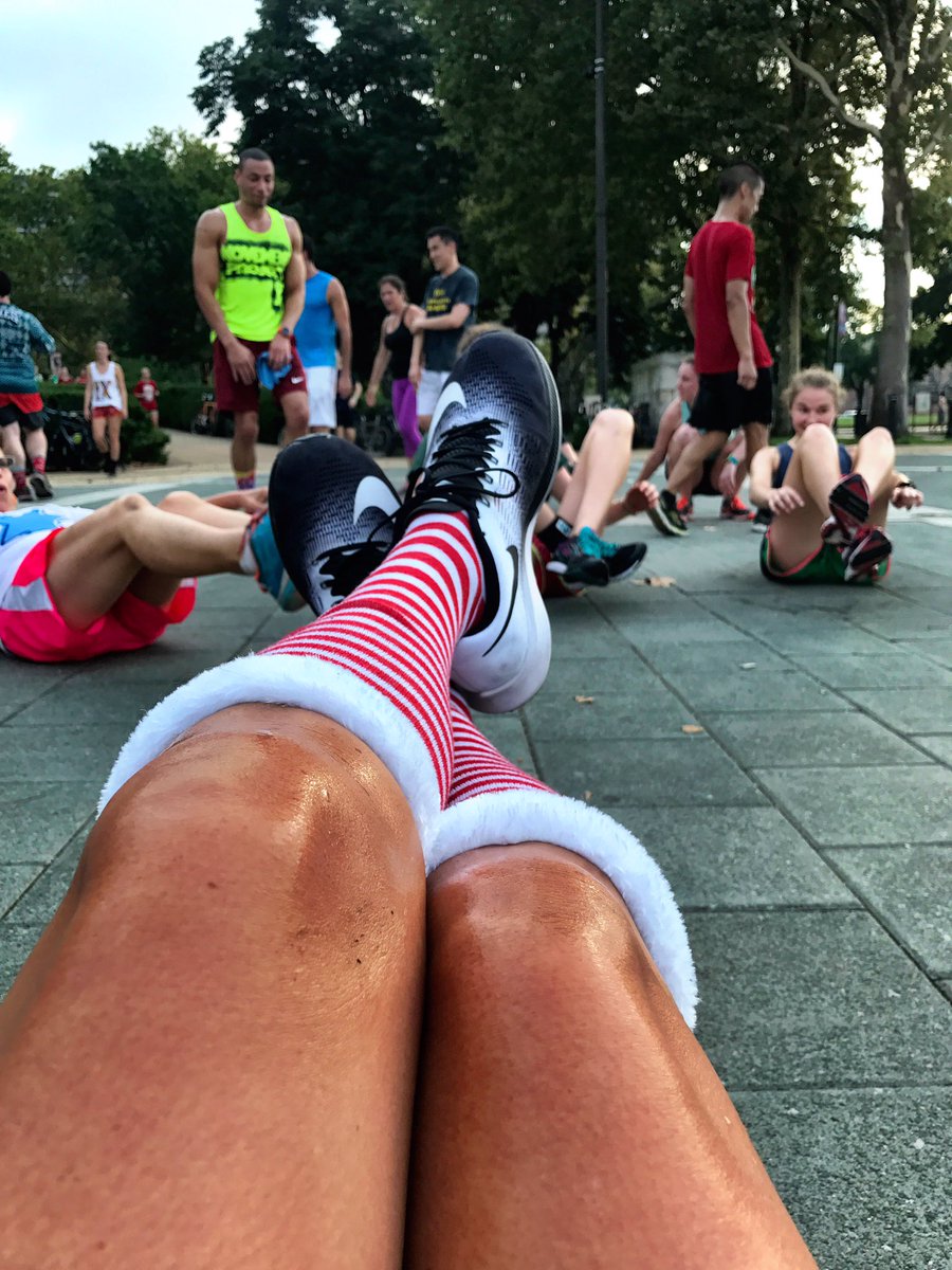 TheJuicePhilly's tweet photo. Buddy the Elf, what's your favorite squat hold! @Nov_ProjectPHL
#MerrySweatmas
#FilthyAnimals
..
#SoMuchCotton
#SoMuchHumidity
🎄 https://t.co/vYkU3Ls9CZ