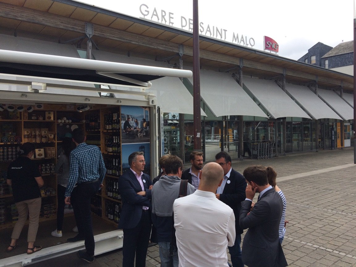 Point #presse à la boutique Bretagne de #st Malo pour tout savoir sur ce projet collectif valorisant les atouts du territoire #passezalouest