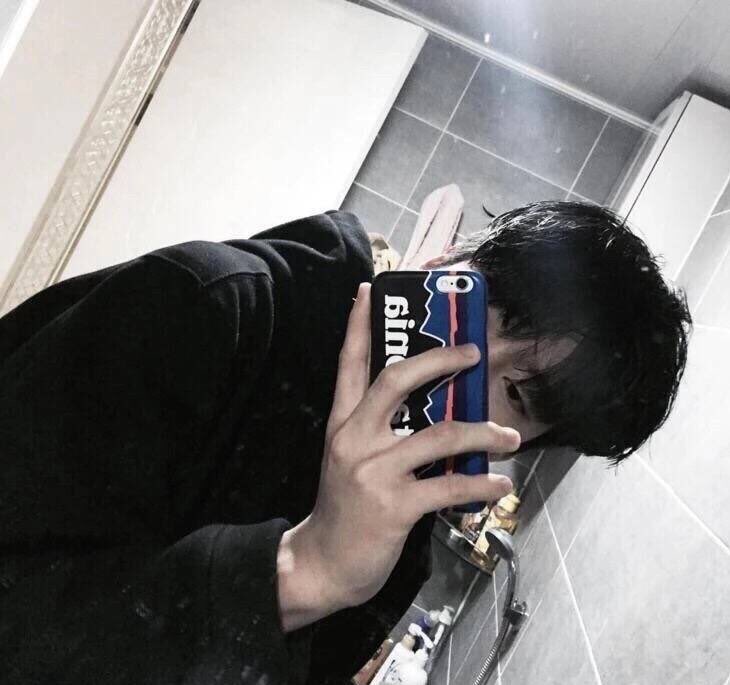 hpx_il__'s tweet photo. @qk 彼女欲しい欲しいって思ってるけど、この人だーって思える人に出逢えませんということで縁探しの旅という名の友達探しに出てきたペンボーイ。タイプはジョイちゃんみたいな笑顔が甘い子。
#RTしたbotとペンを迎えにいく https://t.co/WpP0VWzWye