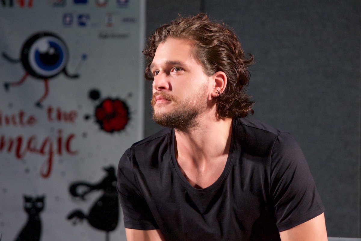 Veronica_Elanor's tweet image. I ricci di Kit Harington sono fatti della stessa sostanza di cui sono fatti i sogni: