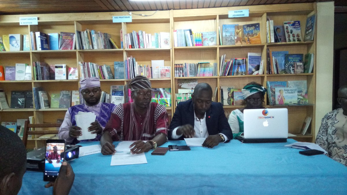 MuntuInstitute's tweet photo. Willy Didié Foga Konefon parle des défis de la sécurité et la gouvernance numériques en Afrique. #Technologyconferences https://t.co/5BzKToZjzE