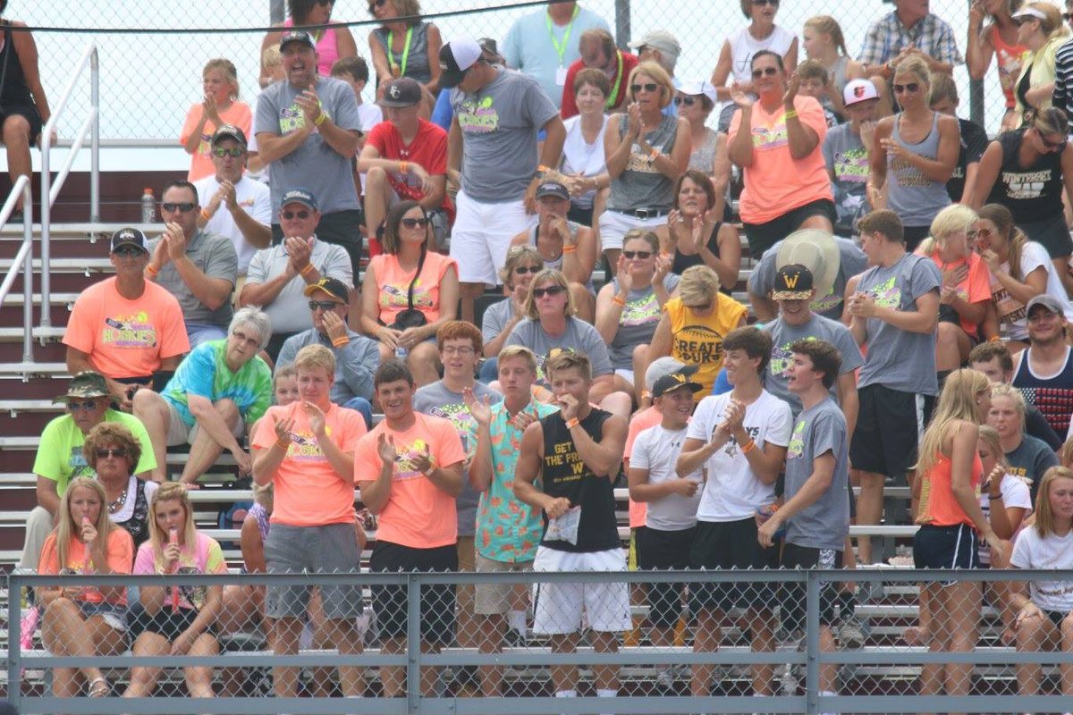 _jendevine's tweet photo. Thanks to all our fans for coming to Ft Dodge yesterday!!  We could really use you tomorrow at 11:30!!  @WintersetSB https://t.co/FfzNdhJXZK