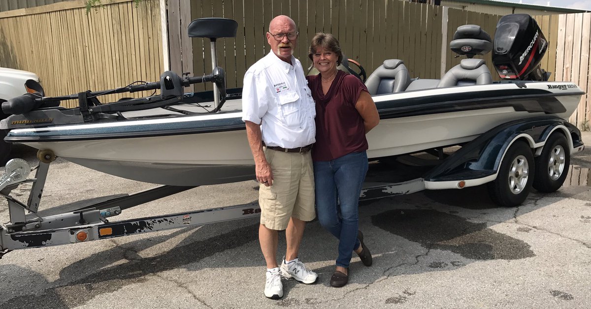 JustAddWater_IN's tweet photo. Please welcome Paul &amp; Leah to the Just Add Water family! We can't wait for you guys to give your new Ranger a spin! Have fun you guys! https://t.co/4mcjwgVpci