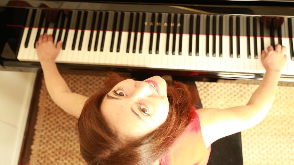 centroGAM's tweet photo. ¿Piano increíble y gratis? La destacada artista María Paz Santibáñez realizará un concierto gratuito en GAM>> https://t.co/OcOUjoo1rW https://t.co/jy5u5eM5BP